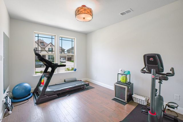 10120 Lakemont Drive, Fort Worth, TX 76131
