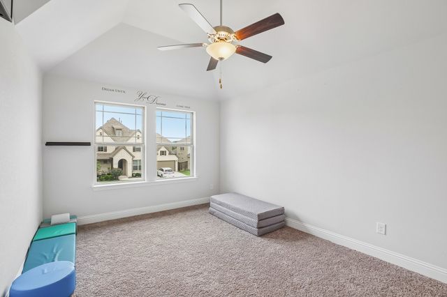 10120 Lakemont Drive, Fort Worth, TX 76131