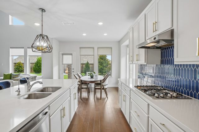 10120 Lakemont Drive, Fort Worth, TX 76131