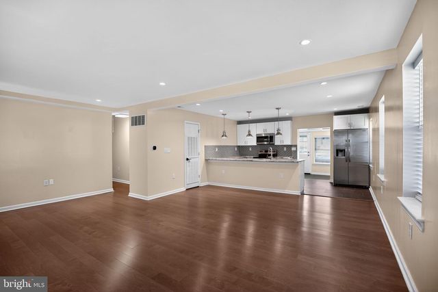 2646 JENKINTOWN RD, Glenside, PA 19038