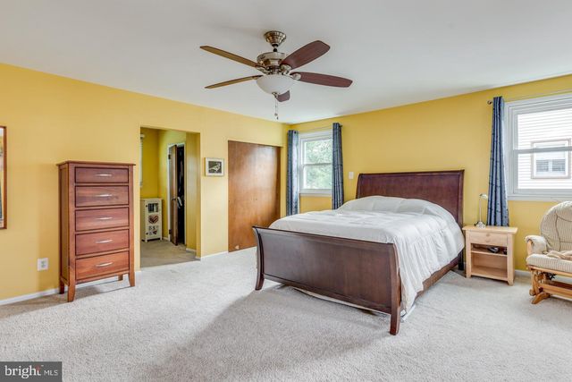 1113 SEA GULL LN, Cherry Hill, NJ 08003