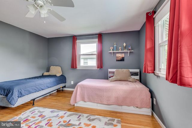 1113 SEA GULL LN, Cherry Hill, NJ 08003