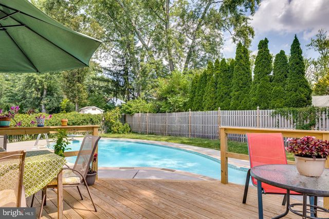 1113 SEA GULL LN, Cherry Hill, NJ 08003