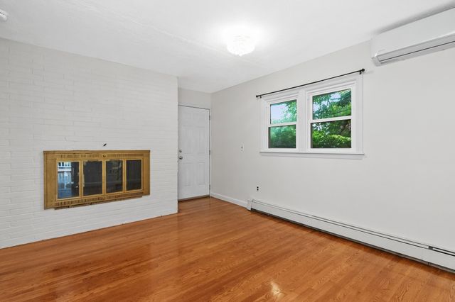 17 Churchill Rd, Winchester, MA 01890
