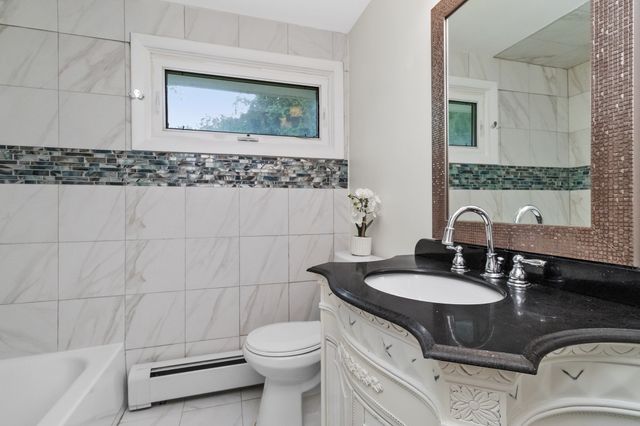 17 Churchill Rd, Winchester, MA 01890