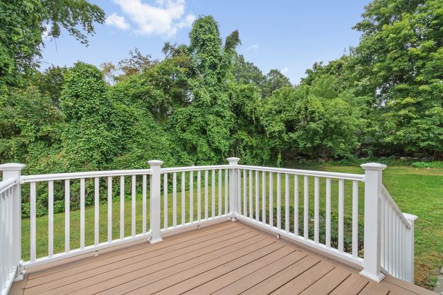 17 Churchill Rd, Winchester, MA 01890