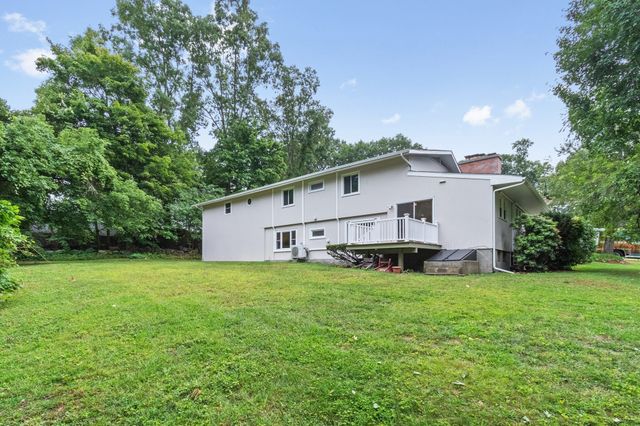 17 Churchill Rd, Winchester, MA 01890