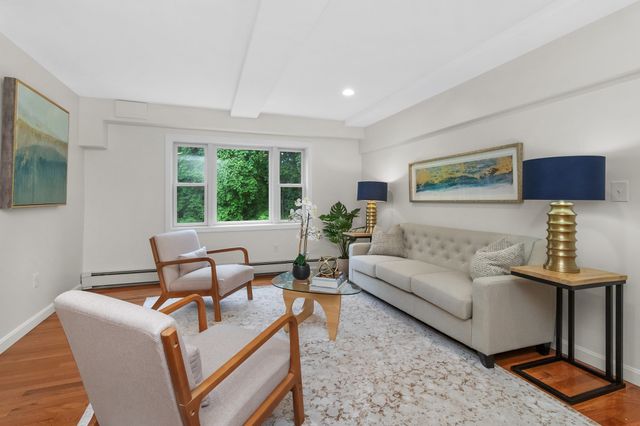17 Churchill Rd, Winchester, MA 01890
