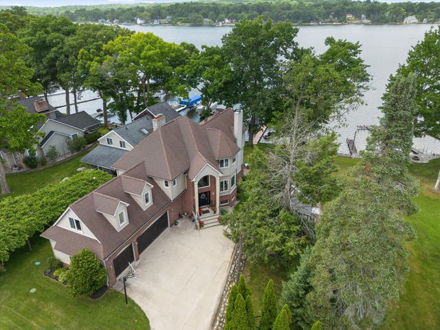 11556 Haylock, Davisburg, MI 48350