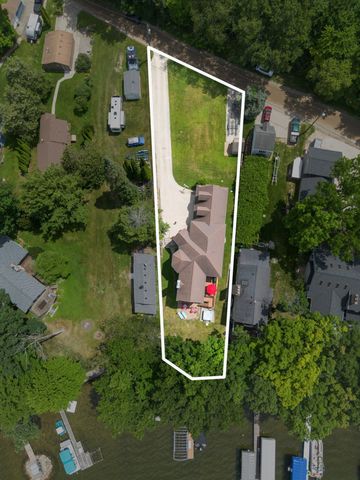 11556 Haylock, Davisburg, MI 48350