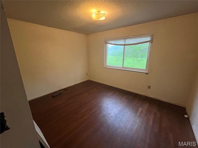 608 Agean Way, Ballwin, MO 63011