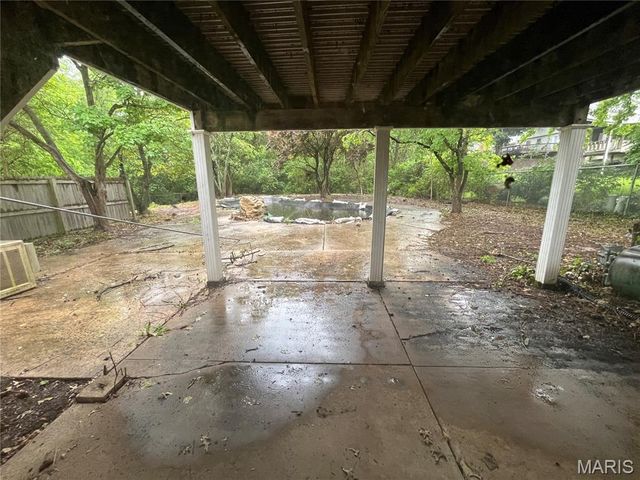 608 Agean Way, Ballwin, MO 63011