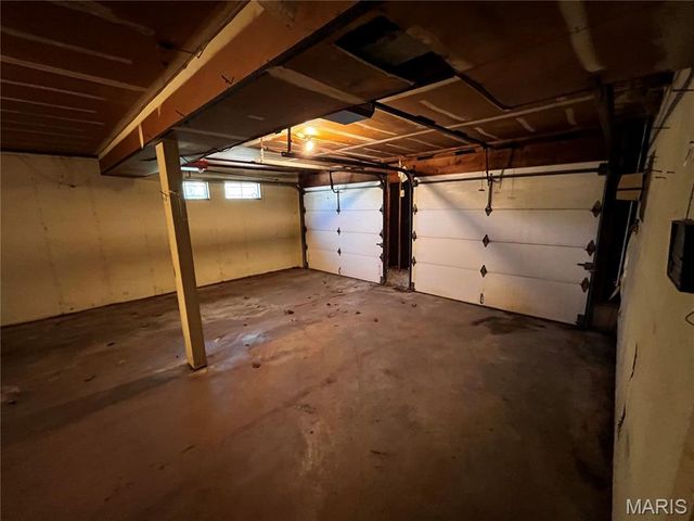 608 Agean Way, Ballwin, MO 63011