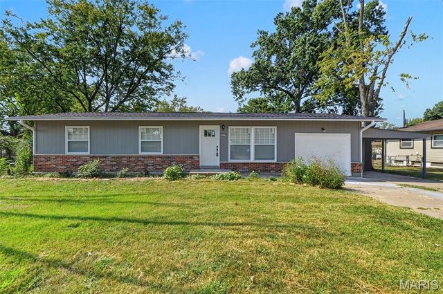 2271 Cessna Drive, Arnold, MO 63010