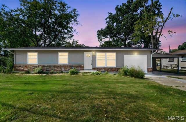2271 Cessna Drive, Arnold, MO 63010