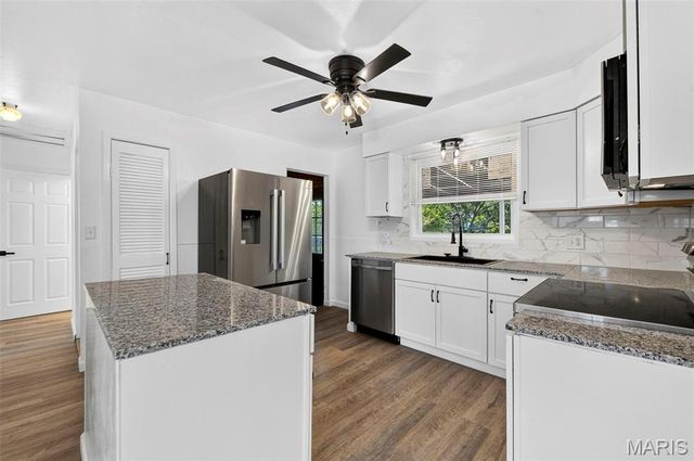 2271 Cessna Drive, Arnold, MO 63010