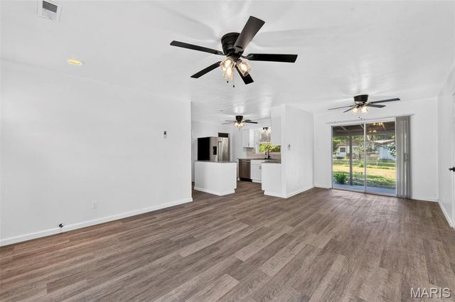 2271 Cessna Drive, Arnold, MO 63010
