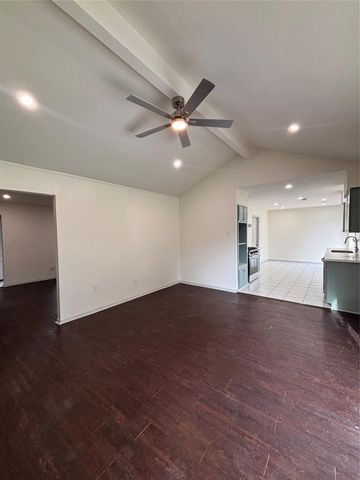 11026 Sandstone Street, Houston, TX 77072