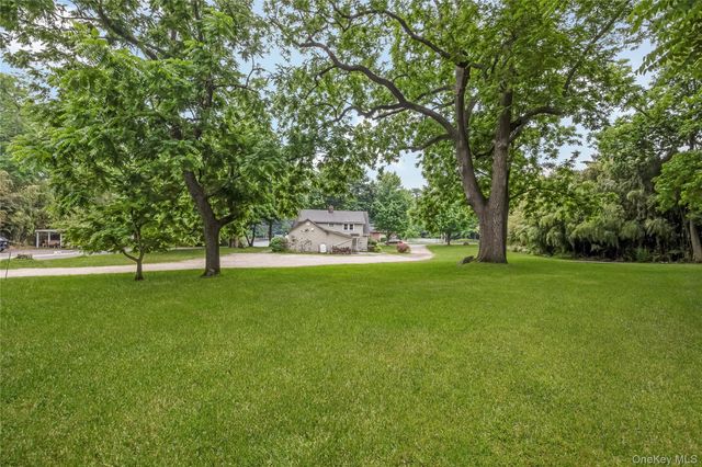 645 Middle Country Road, Middle Island, NY 11953