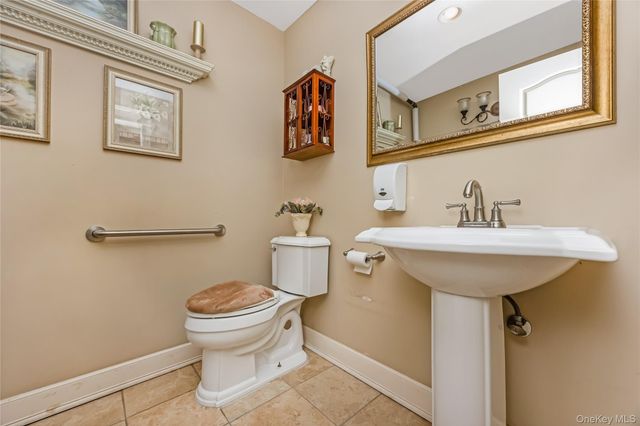 645 Middle Country Road, Middle Island, NY 11953