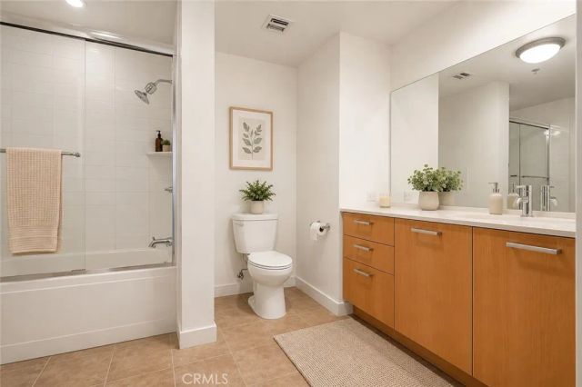 645 W 9th Street 314, Los Angeles, CA 90015