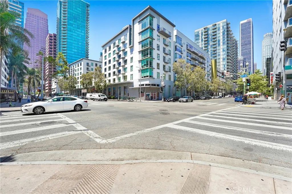 645 W 9th Street 314, Los Angeles, CA 90015