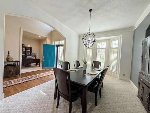 22218 W 57th Street, Shawnee, KS 66226