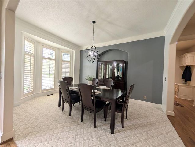 22218 W 57th Street, Shawnee, KS 66226