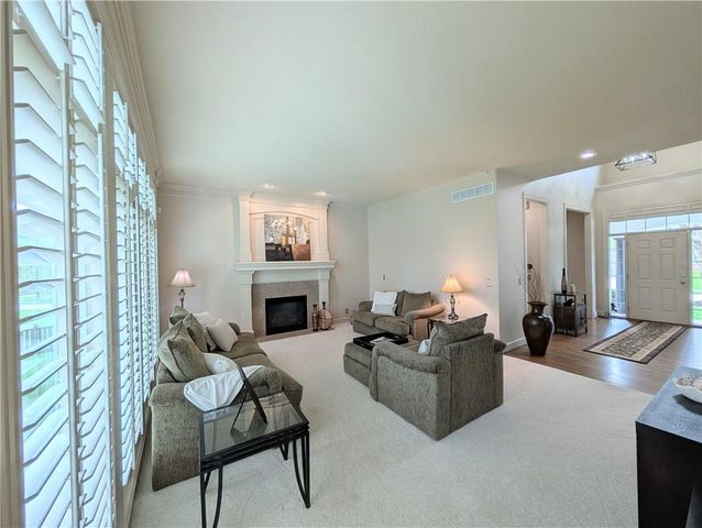 22218 W 57th Street, Shawnee, KS 66226