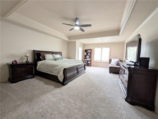 22218 W 57th Street, Shawnee, KS 66226