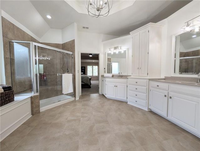 22218 W 57th Street, Shawnee, KS 66226