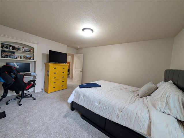 22218 W 57th Street, Shawnee, KS 66226