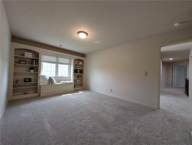 22218 W 57th Street, Shawnee, KS 66226