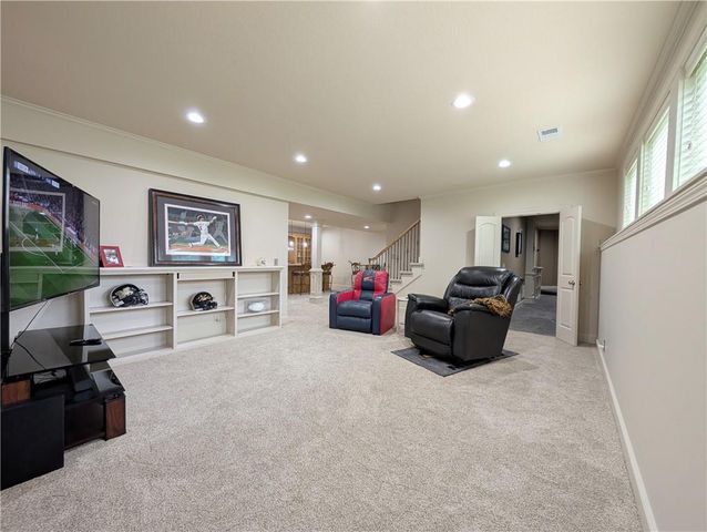 22218 W 57th Street, Shawnee, KS 66226
