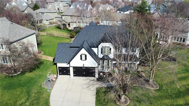 22218 W 57th Street, Shawnee, KS 66226