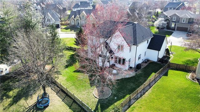 22218 W 57th Street, Shawnee, KS 66226