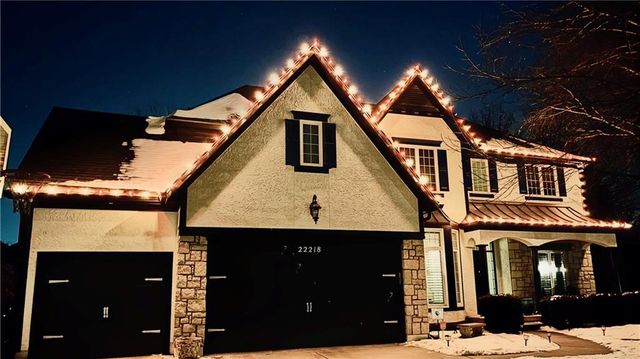 22218 W 57th Street, Shawnee, KS 66226