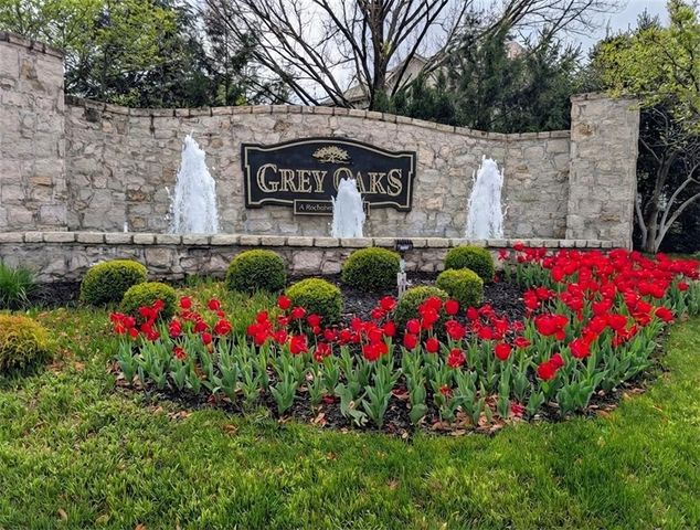 22218 W 57th Street, Shawnee, KS 66226
