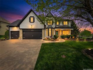 22218 W 57th Street, Shawnee, KS 66226