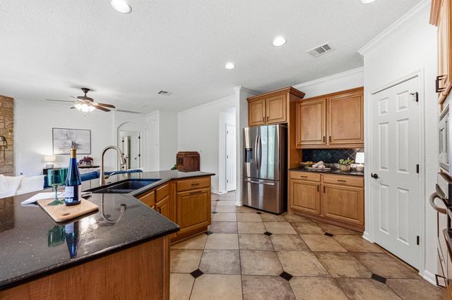 2128 Garlic Creek DR, Buda, TX 78610