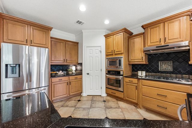 2128 Garlic Creek DR, Buda, TX 78610