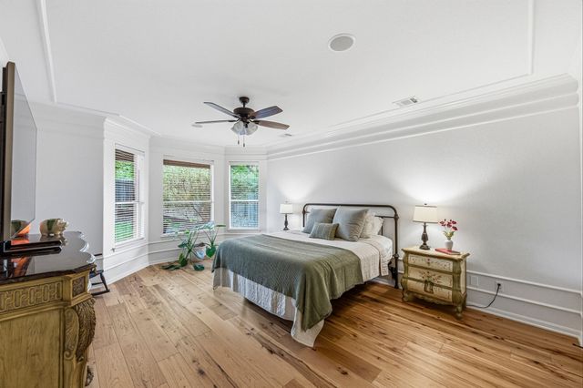 2128 Garlic Creek DR, Buda, TX 78610