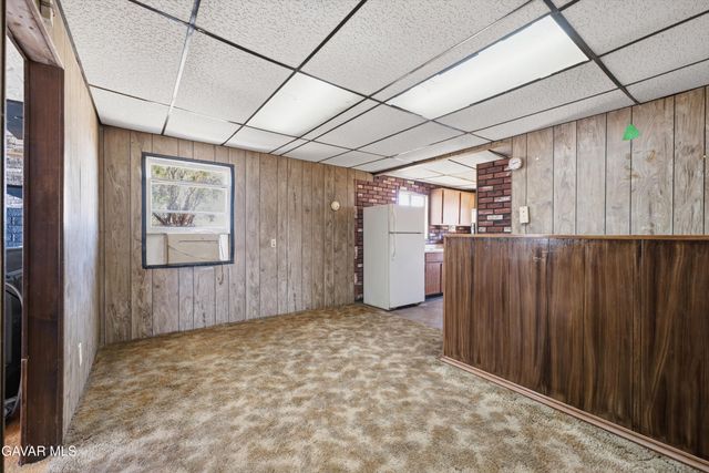 42735 E 2nd Street, Lancaster, CA 93535