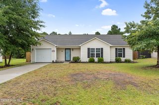 308 Snow Bell Court, Richlands, NC 28574