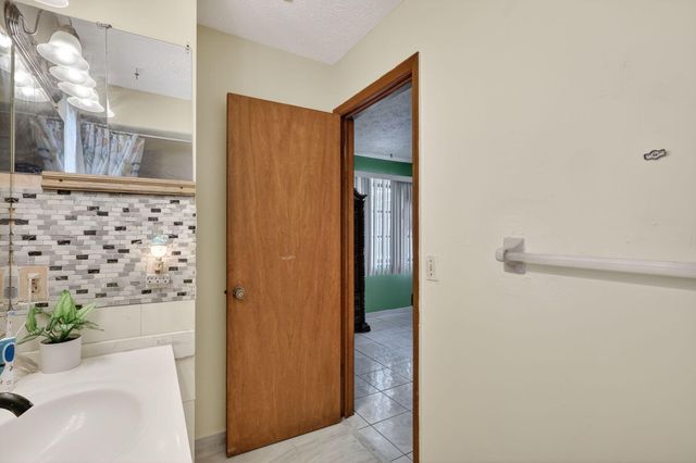 372 SW Carter Avenue, Port St. Lucie, Port St Lucie, FL 34983