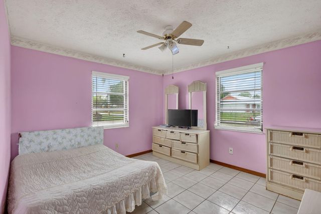 372 SW Carter Avenue, Port St. Lucie, Port St Lucie, FL 34983