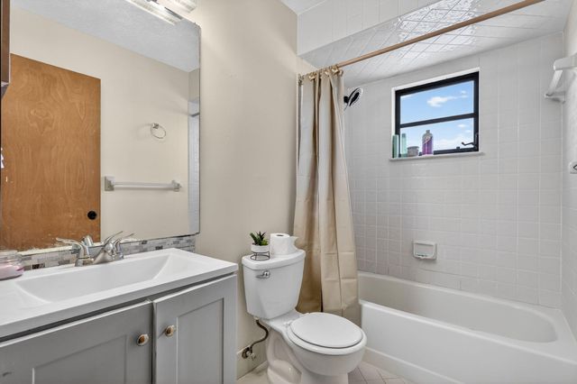 372 SW Carter Avenue, Port St. Lucie, Port St Lucie, FL 34983