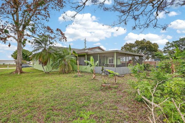 372 SW Carter Avenue, Port St. Lucie, Port St Lucie, FL 34983