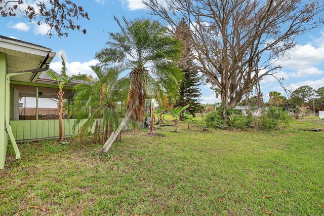 372 SW Carter Avenue, Port St. Lucie, Port St Lucie, FL 34983