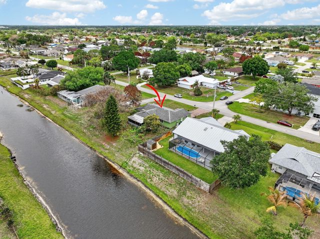 372 SW Carter Avenue, Port St. Lucie, Port St Lucie, FL 34983